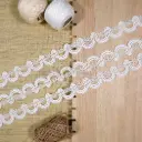 U Shape Border Shuttle Lace