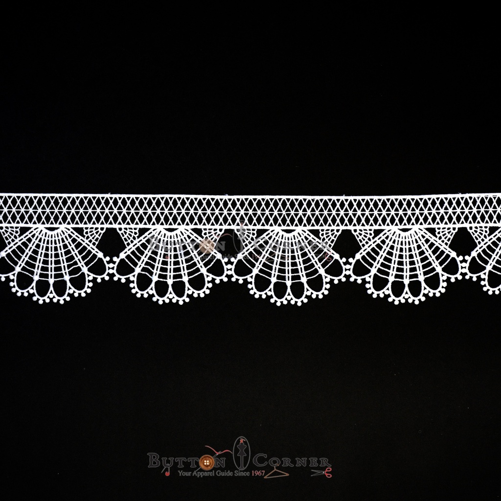 One Side Border Shuttle Lace