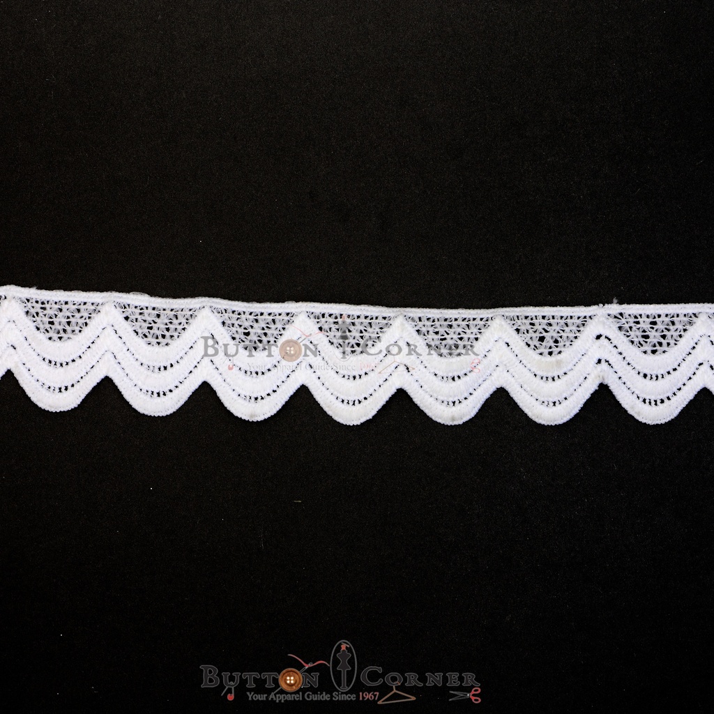 One Side Border Shuttle Lace