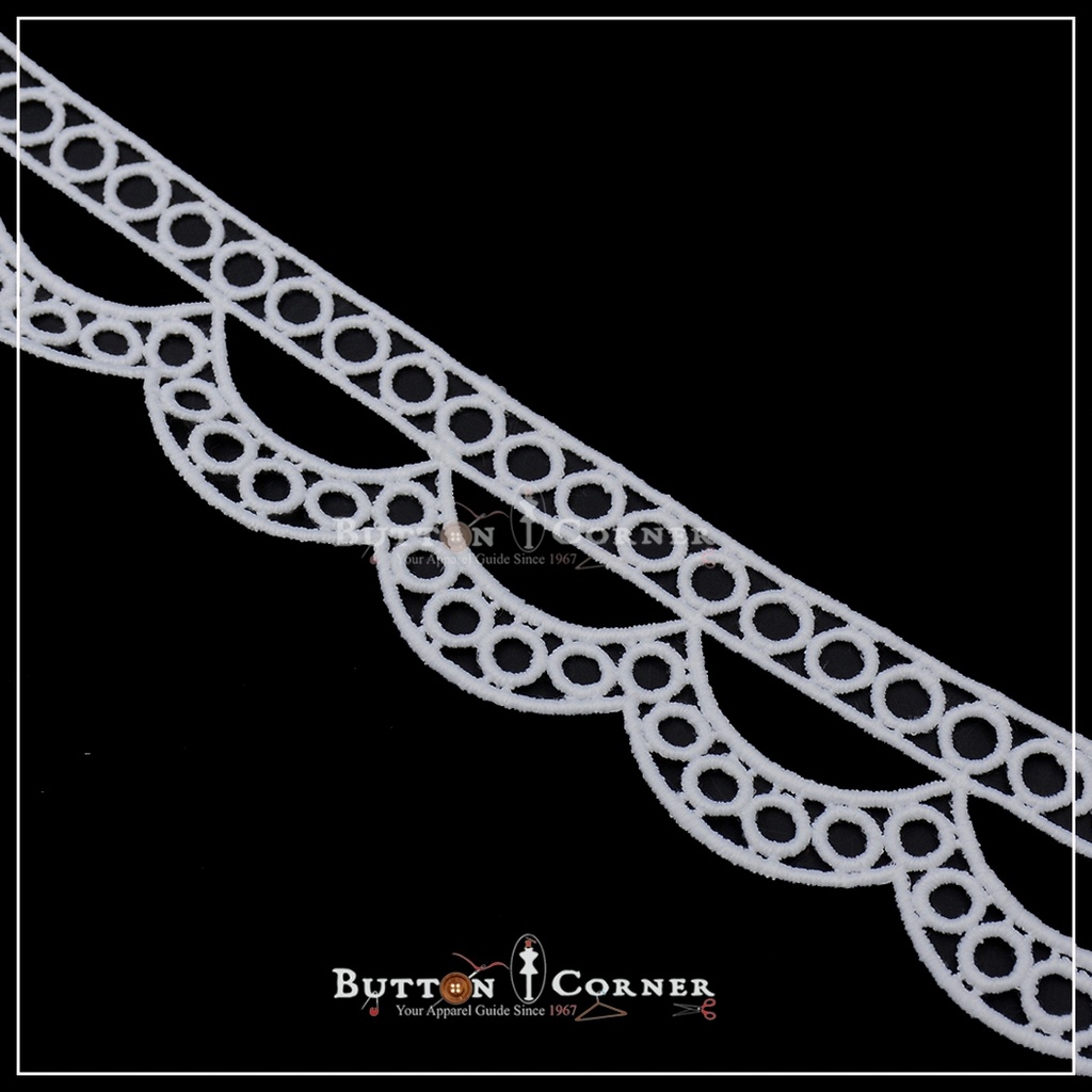 One Side Border Shuttle Lace