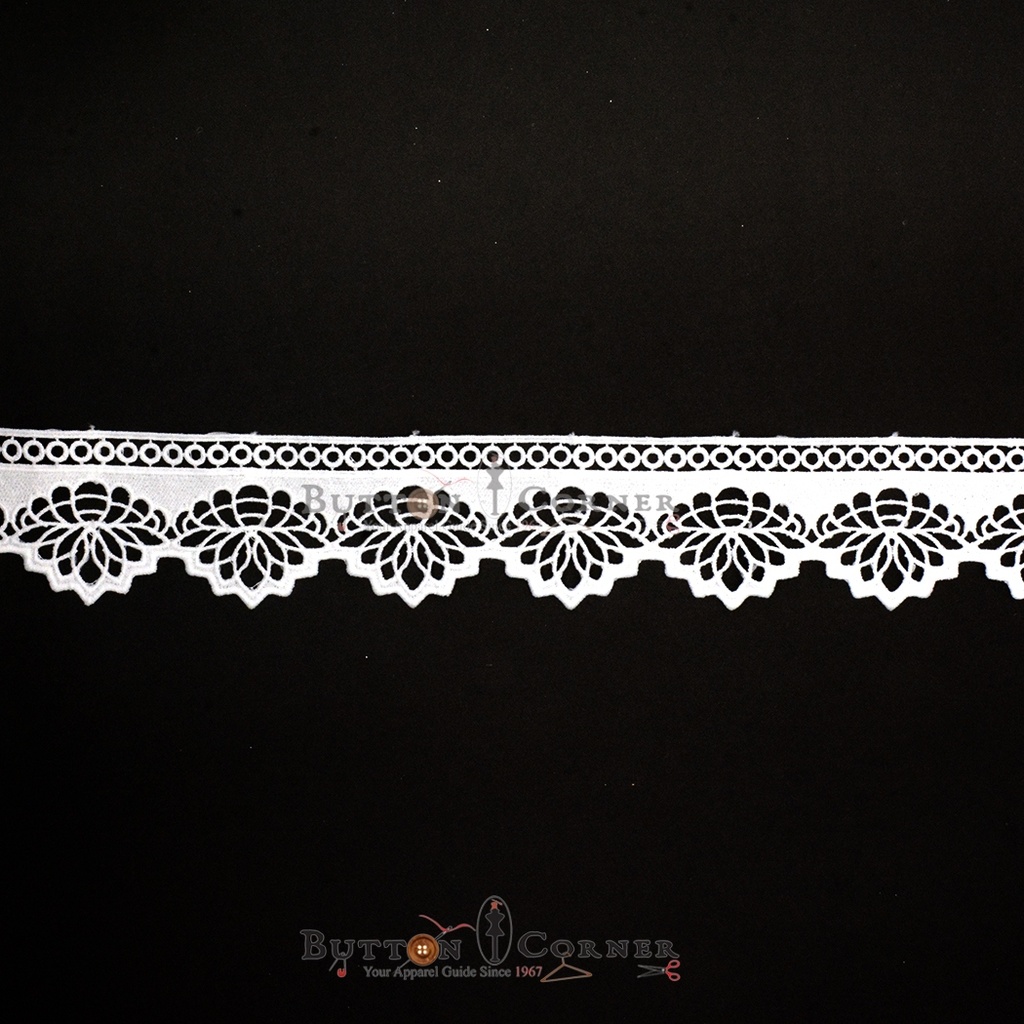 One Side Border Shuttle Lace