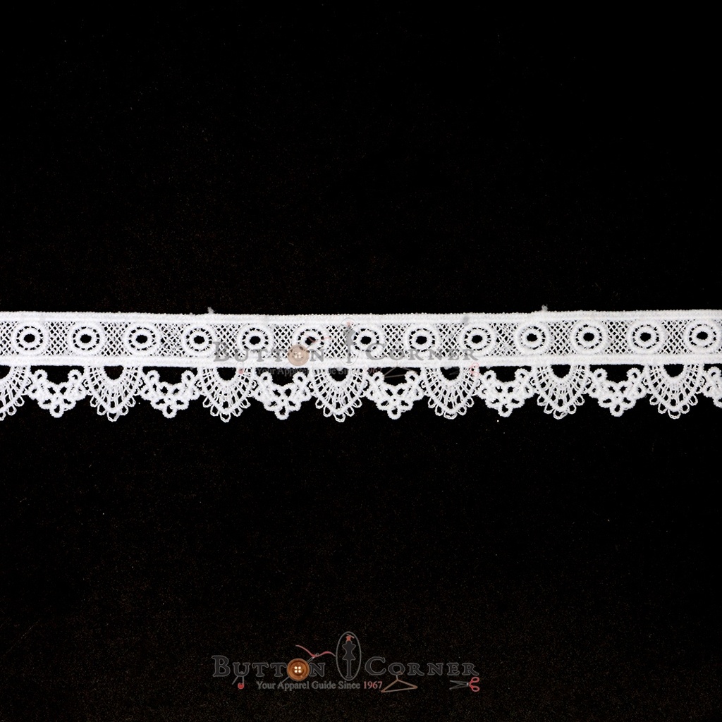 One Side Border Shuttle Lace