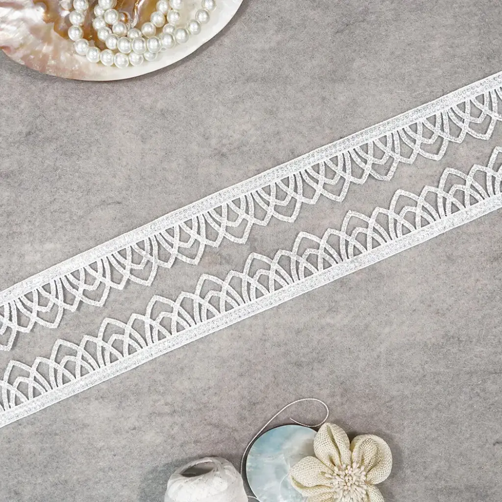 One Side Border Shuttle Sequence Lace