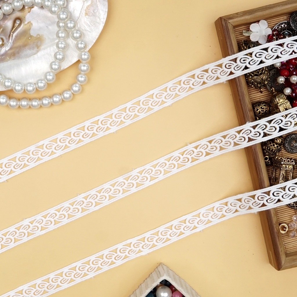 Double Side Border Shuttle Lace