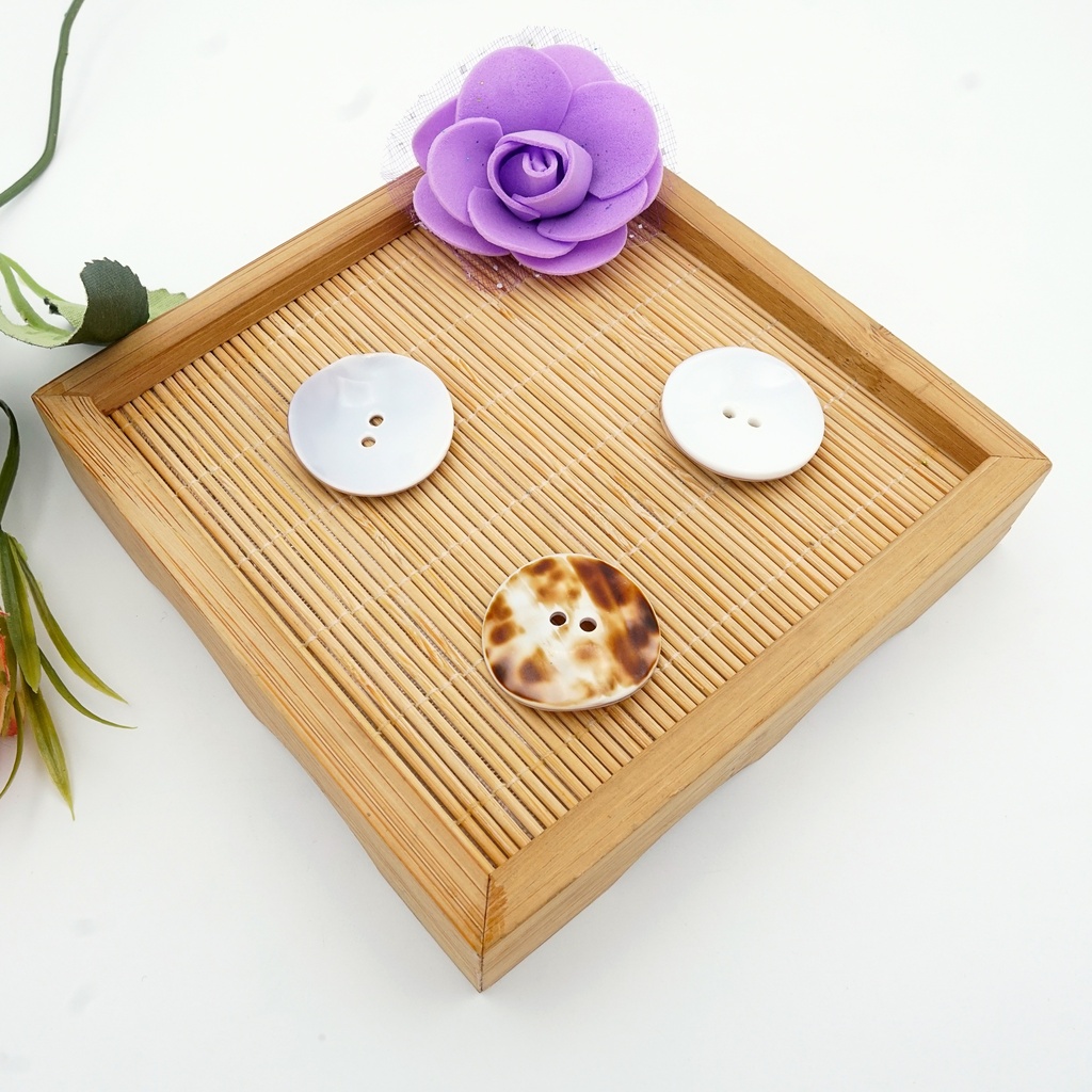Mother Of Pearl Round Shell Button