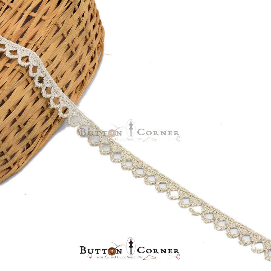 One Side Border Metallic Yarn Lace