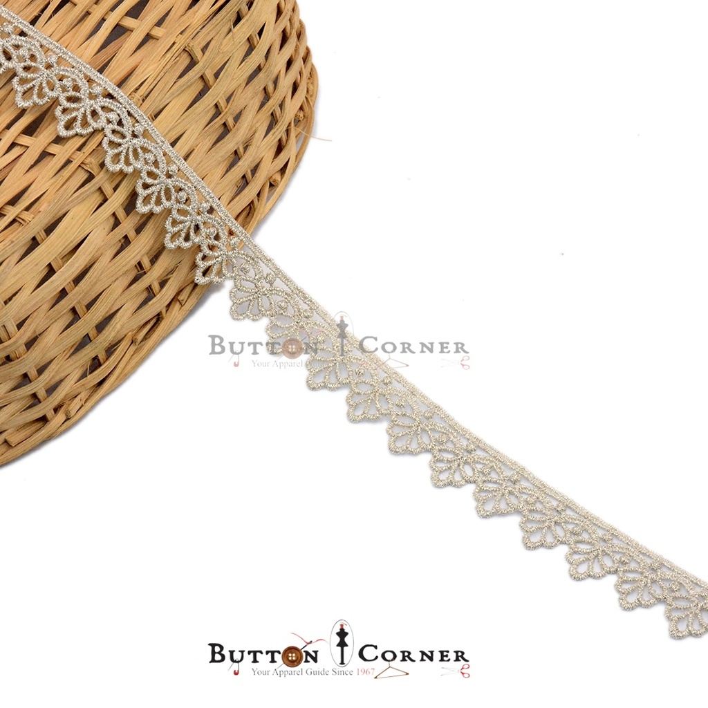 One Side Border Metallic Yarn Lace