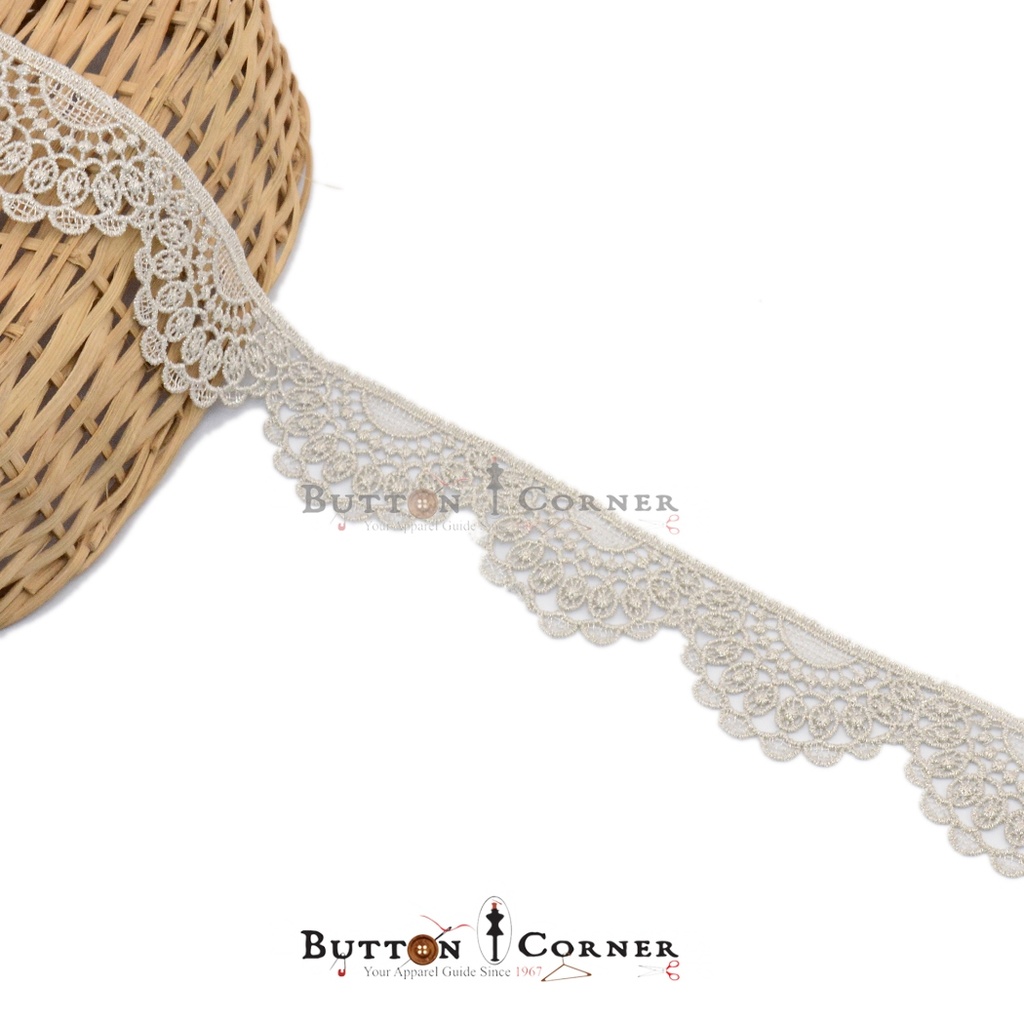 One Side Border Metallic Yarn Lace