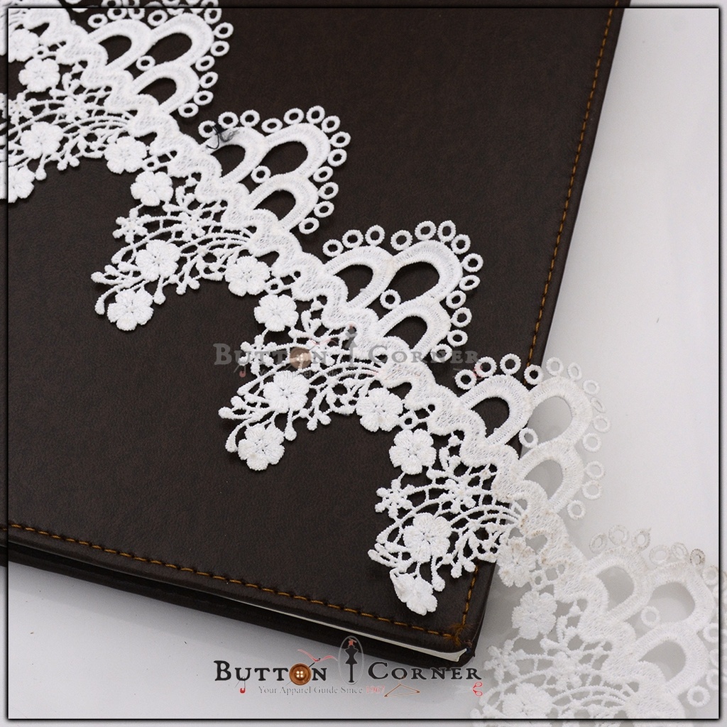 Shuttle Applique Lace