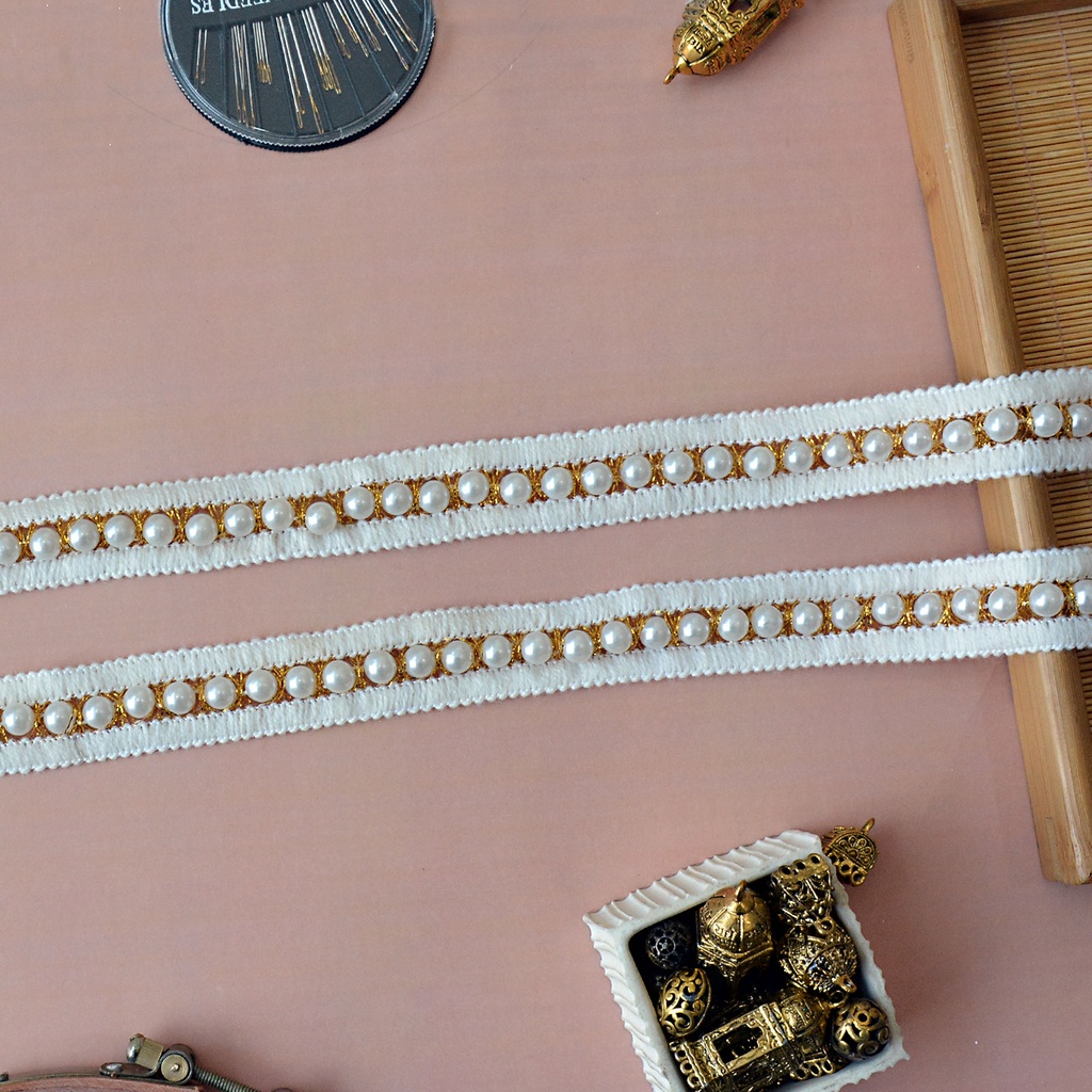 Fancy Pearl Lace
