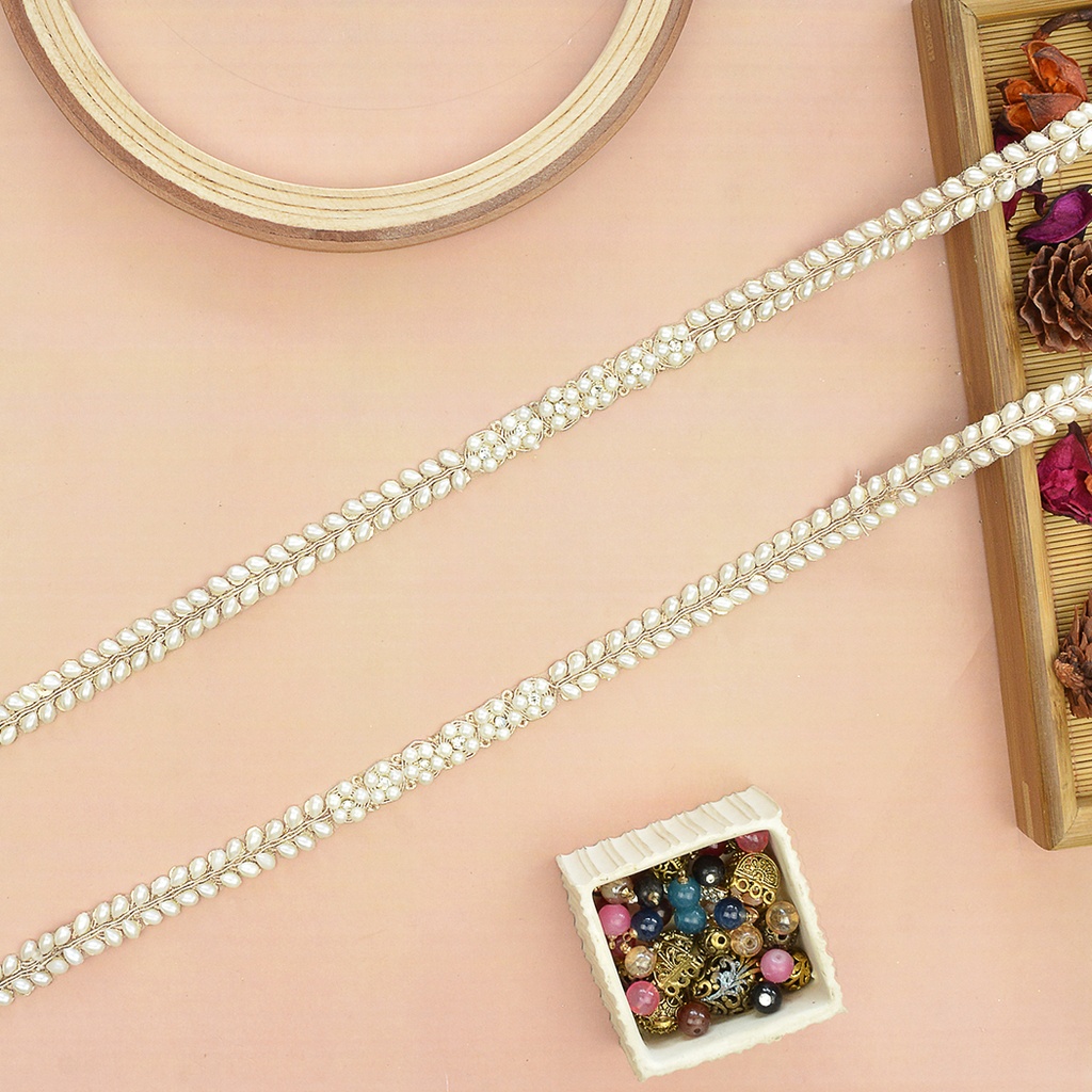 Fancy Pearl Lace