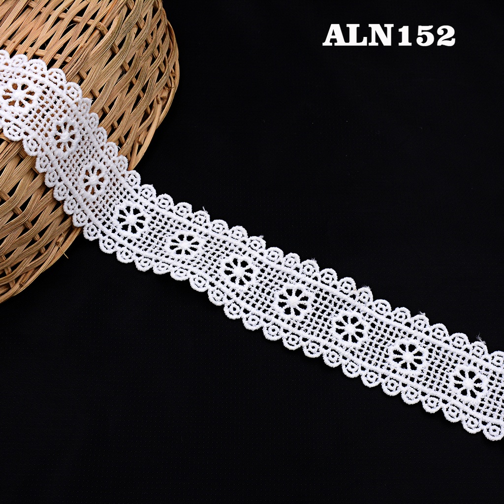 Double Side Border Shuttle Lace