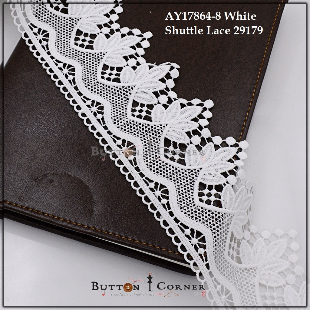 One Side Border Shuttle Lace