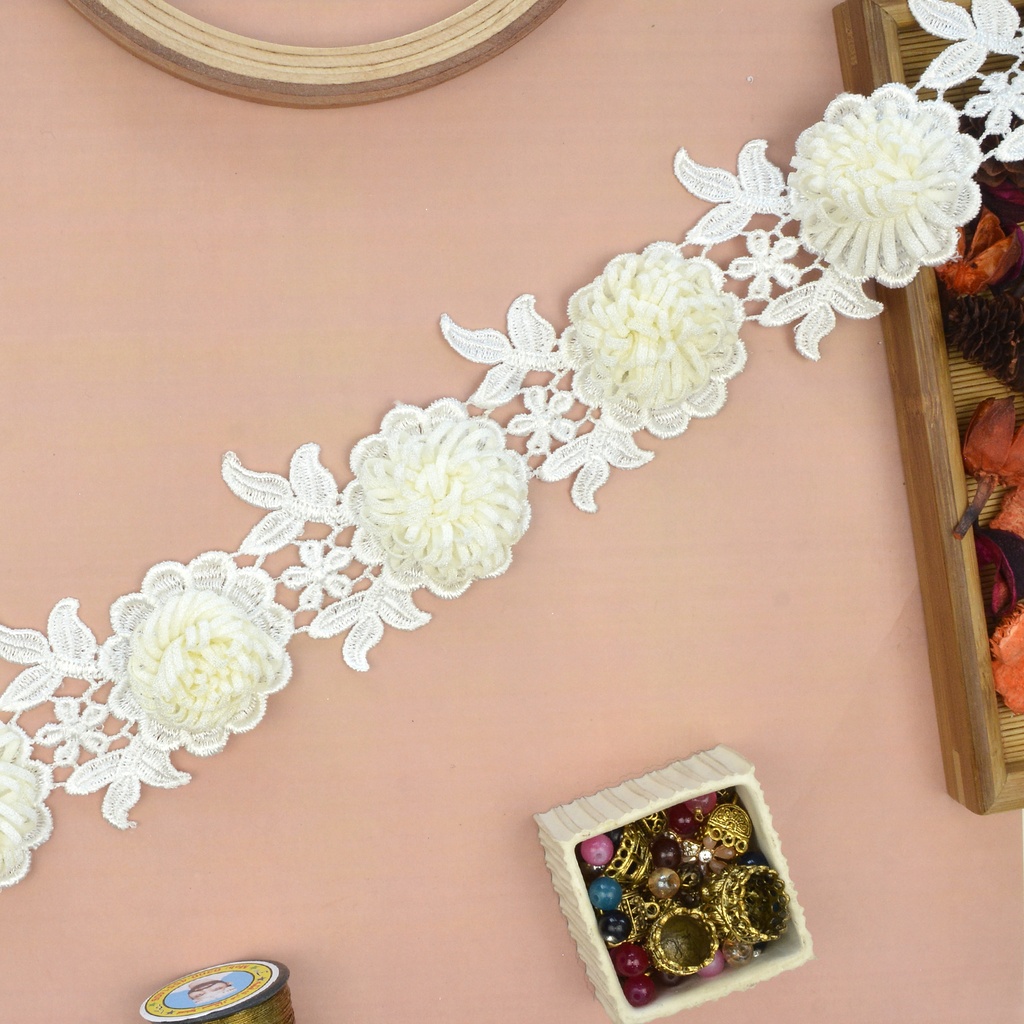 Flower Shuttle Lace