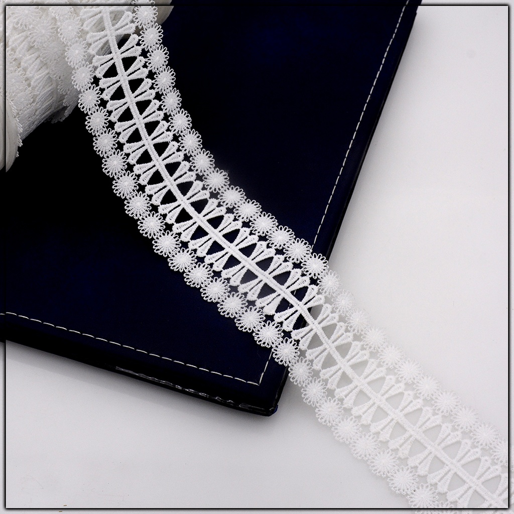 Double Side Border Shuttle Lace