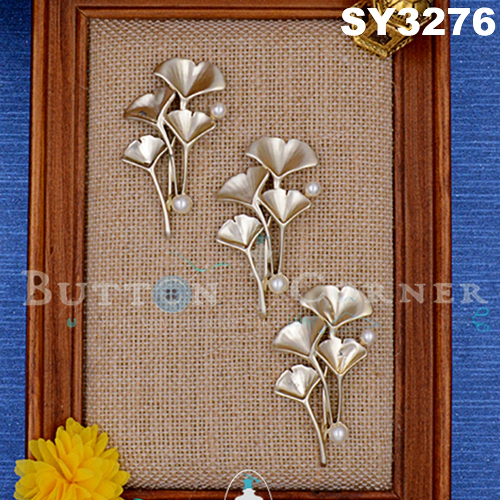 Wave Flower Bunch Pendant