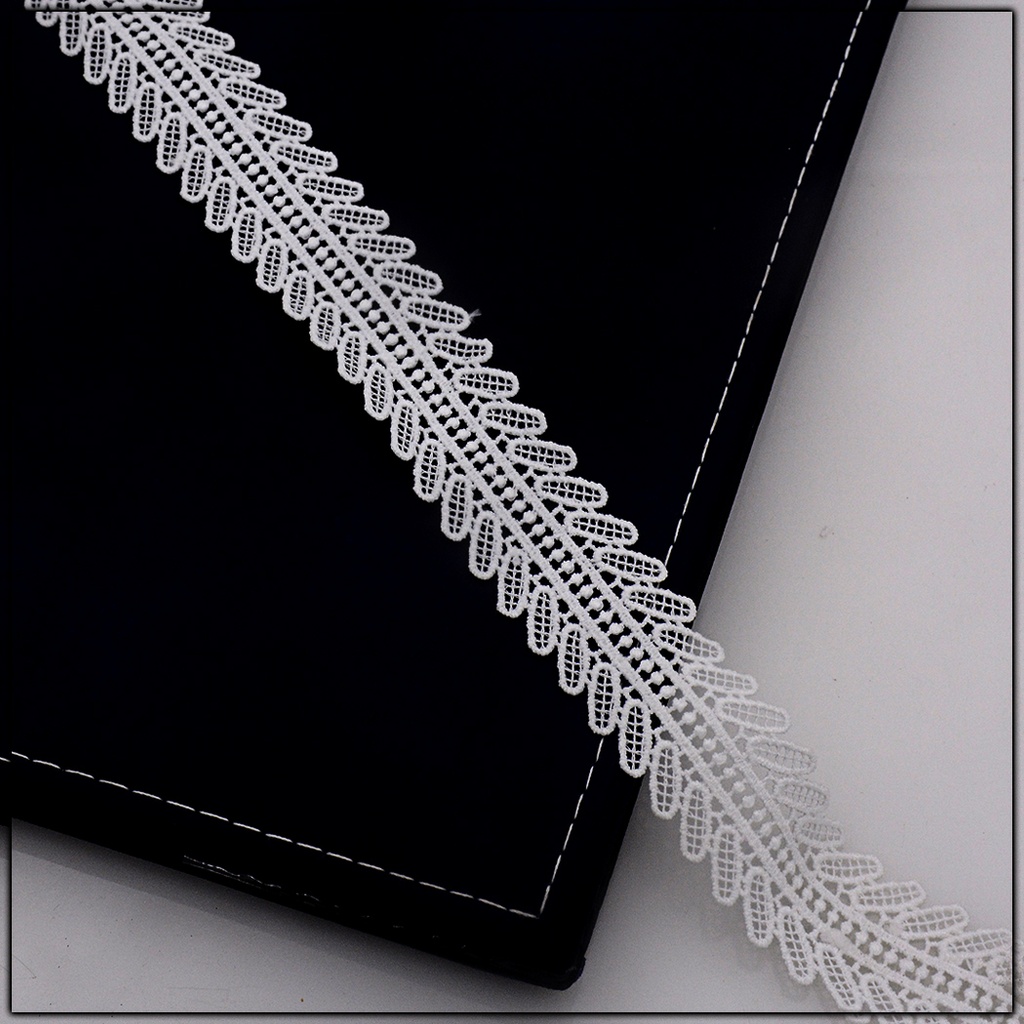 Double Side Border Shuttle Lace