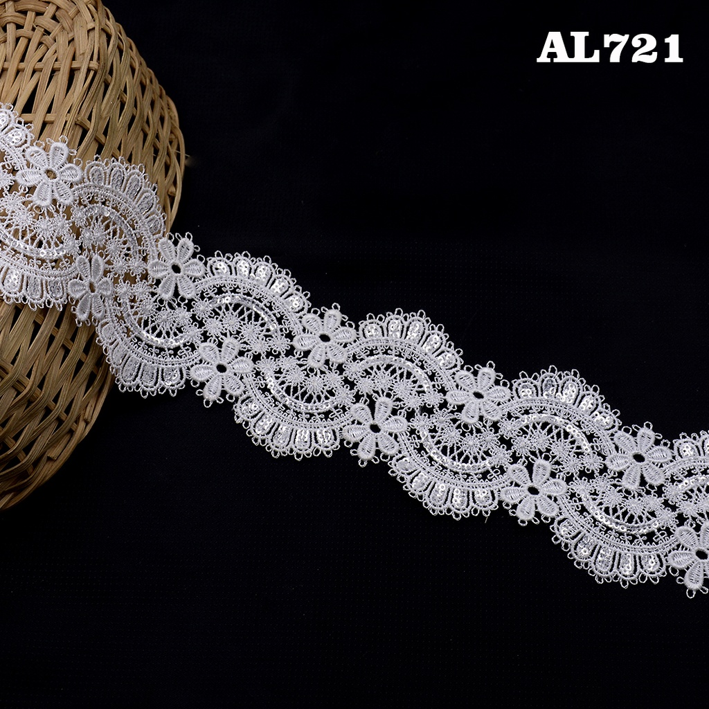 Double Side Border Shuttle Lace