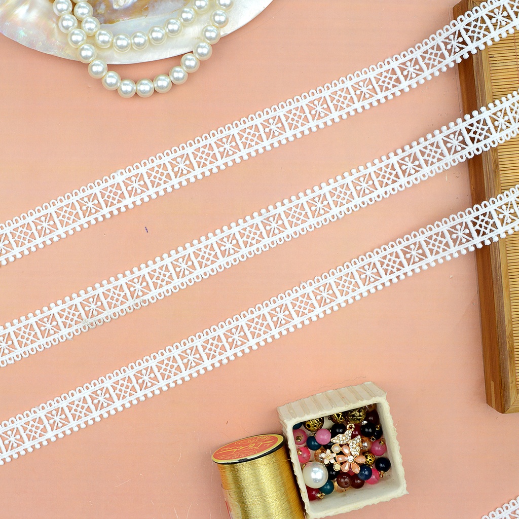 Double Side Border Shuttle Lace