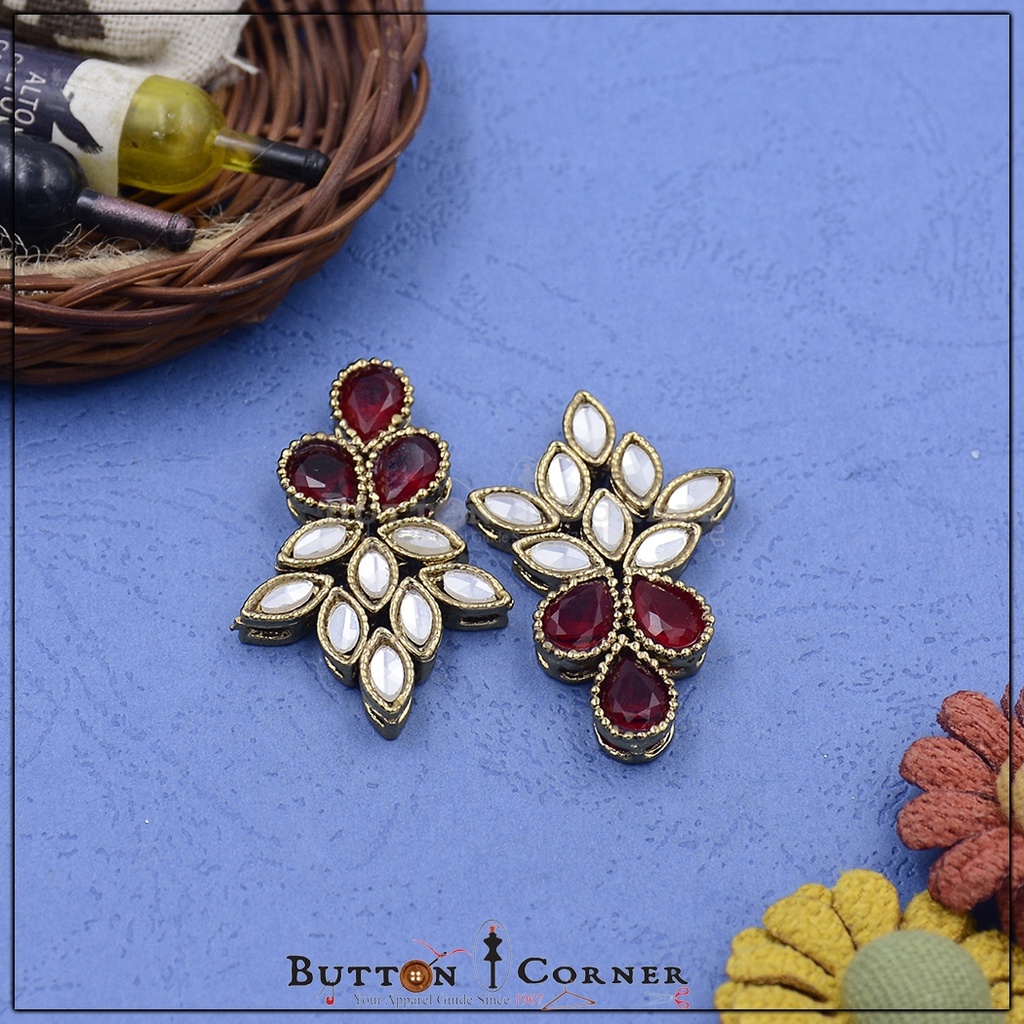 Gold Base Fancy Kundan Button