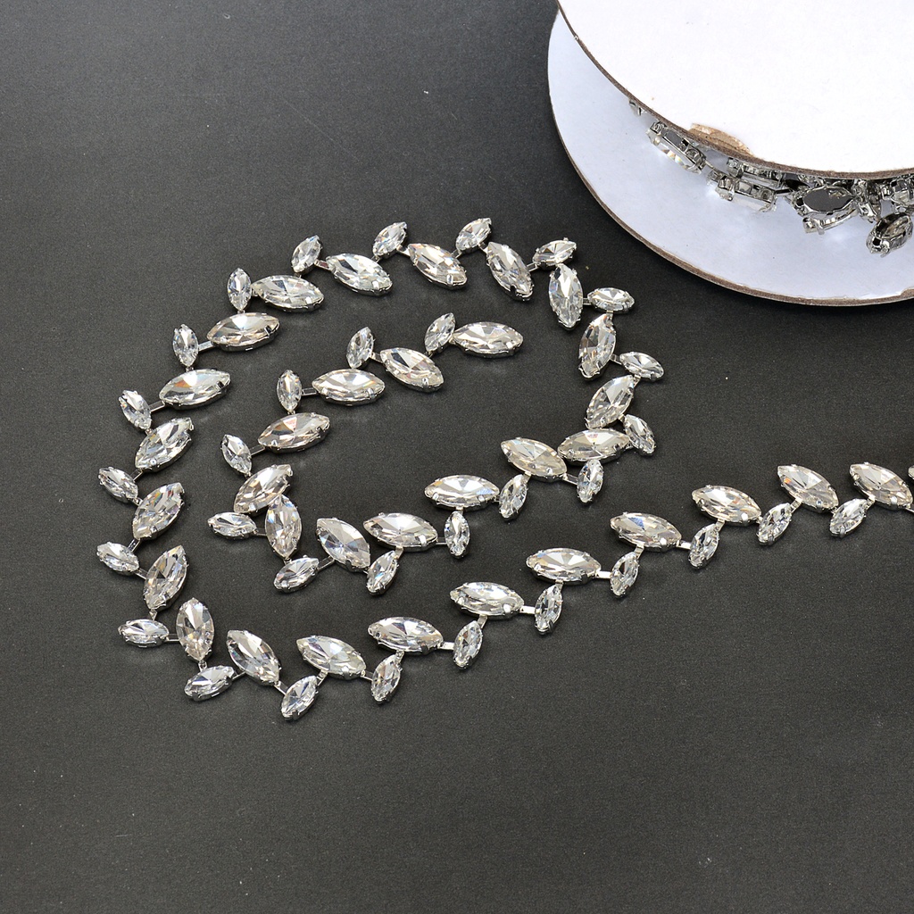 Horse Eye Shape Rhinestone Fancy Chain