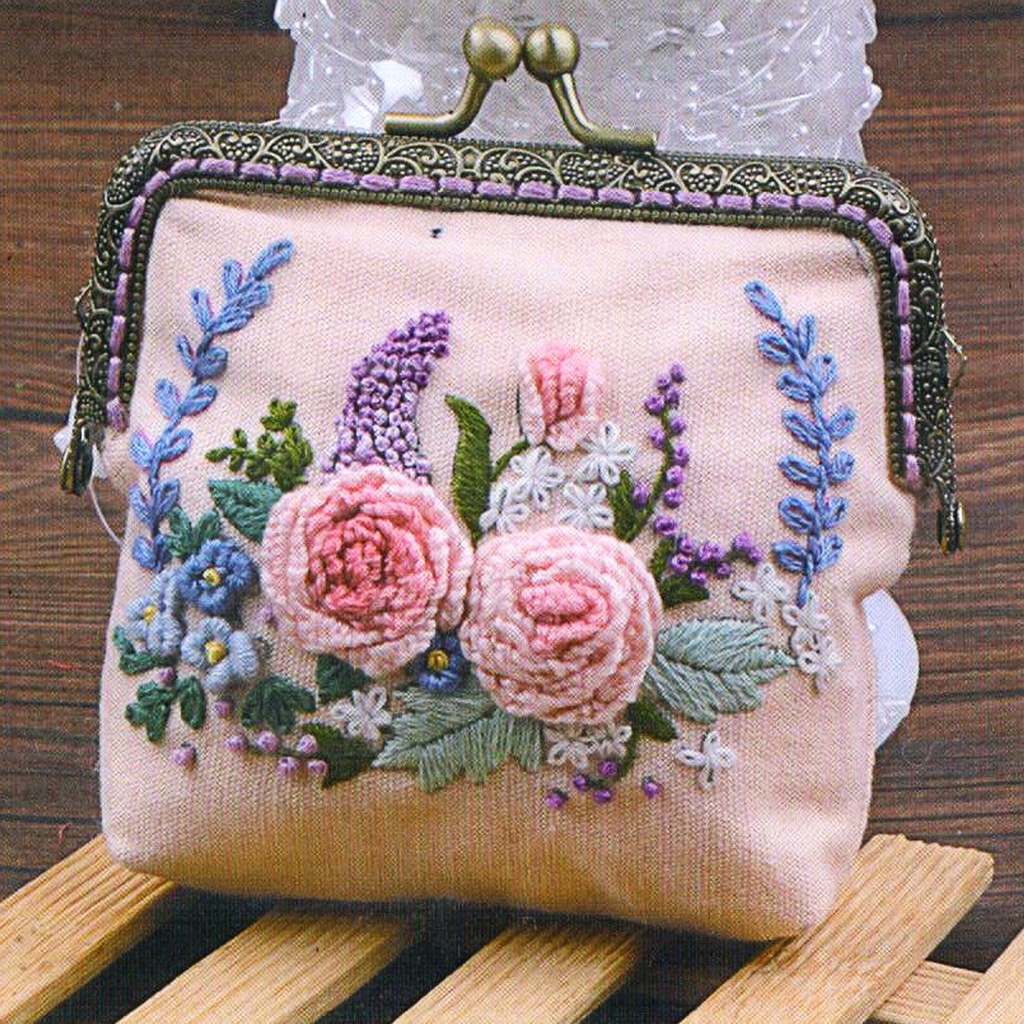 Powder Rhyme Clutch Bag Embroidery Kit
