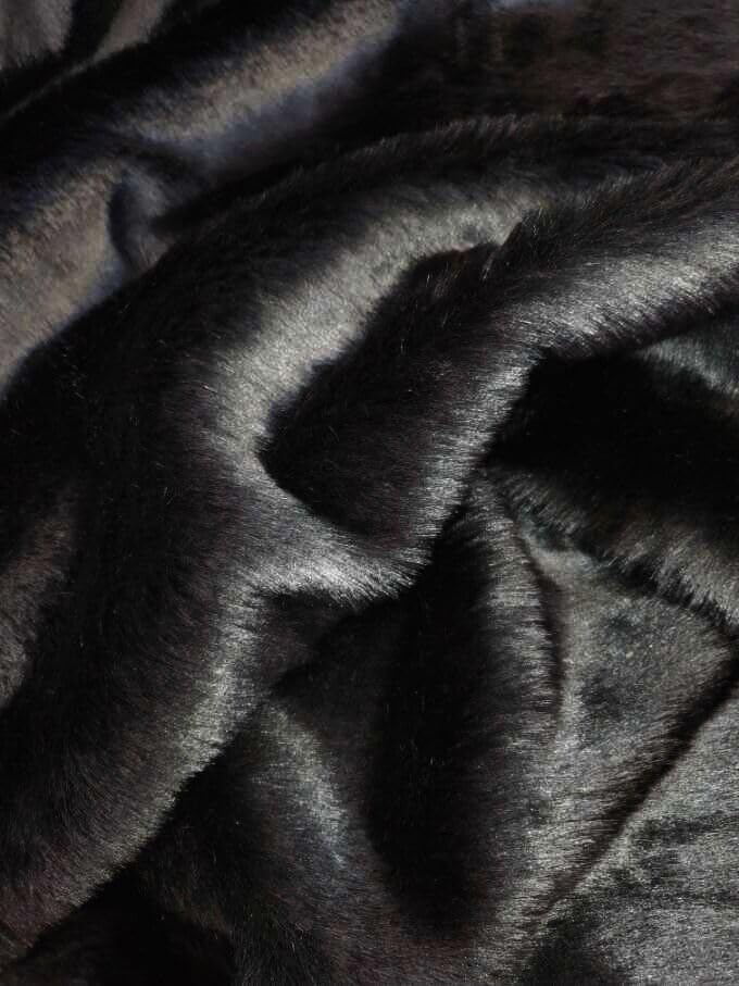 Small Pile Faux Fur Fabric (1300grm)