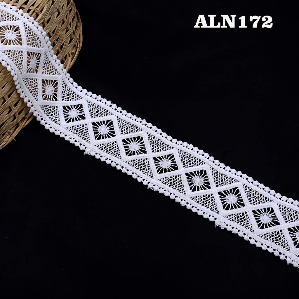 Double Side Border Shuttle Lace