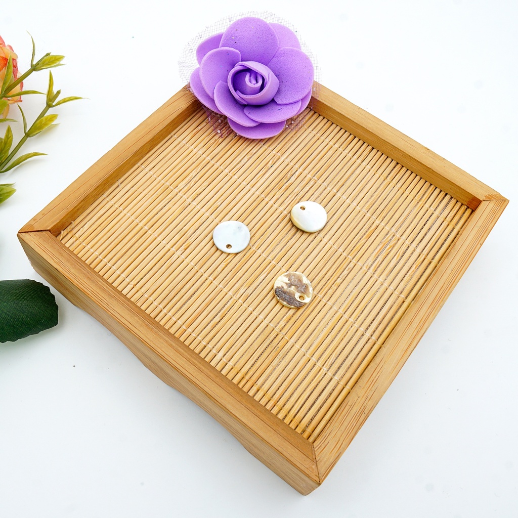 Agoya China Hanging Shell Button