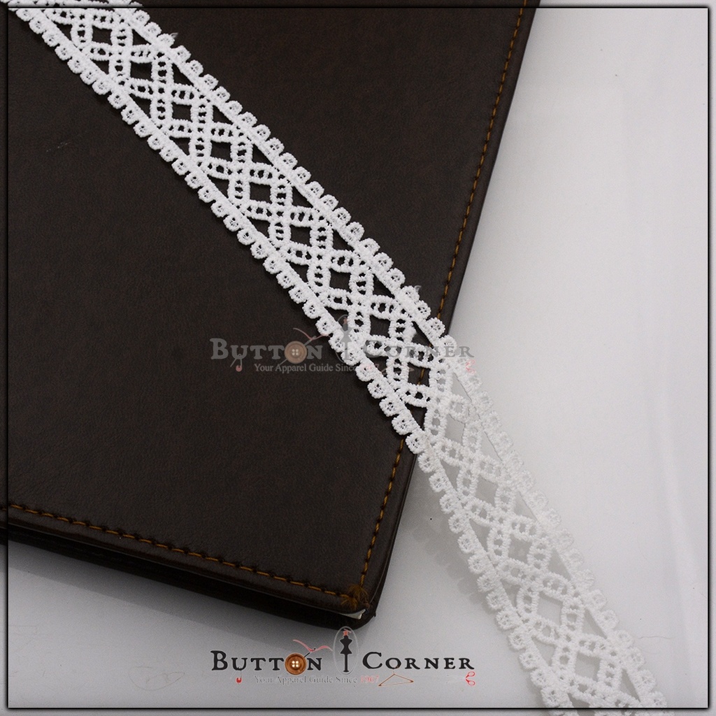 Double Side Border Shuttle Lace
