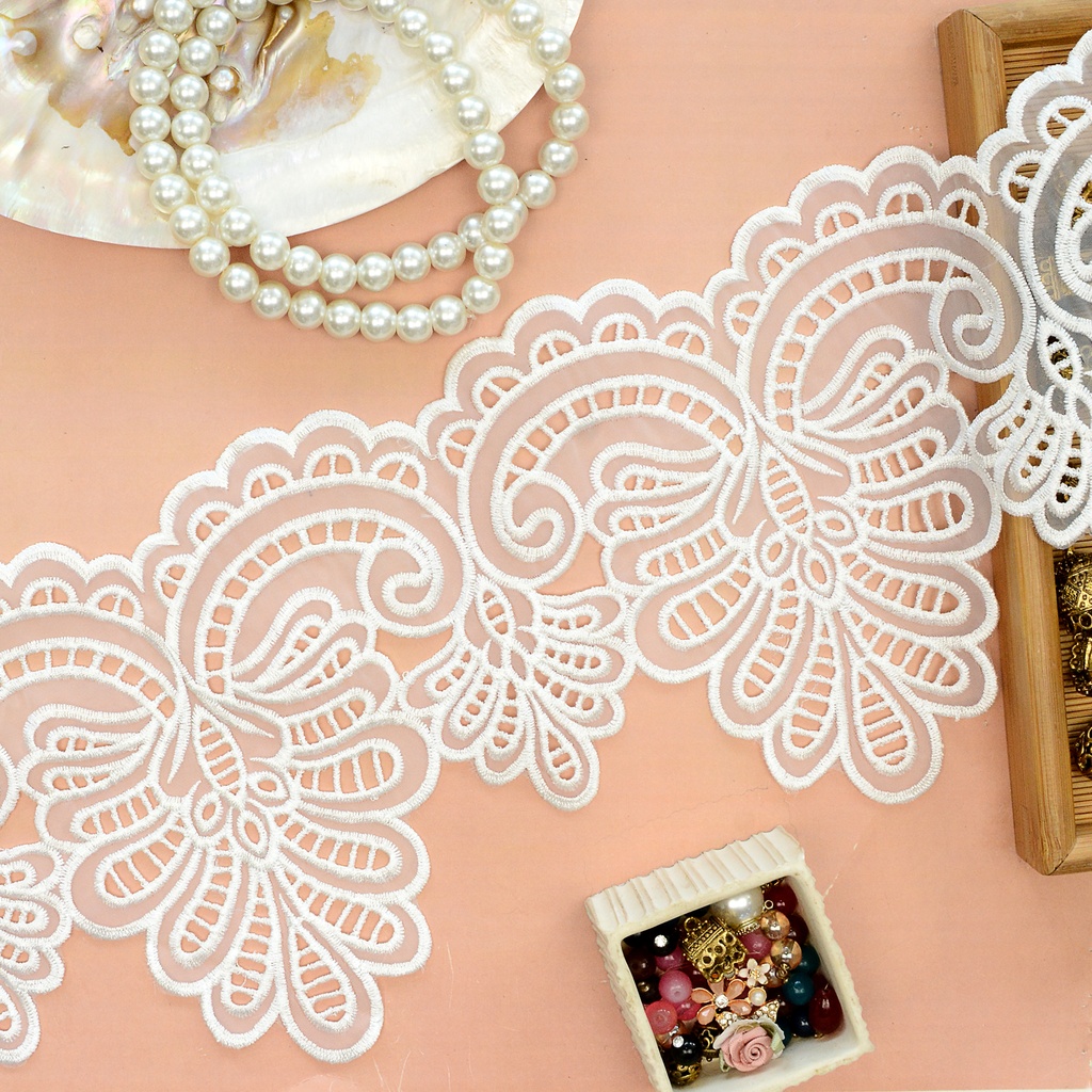 Floral Design Side Border Organza Lace