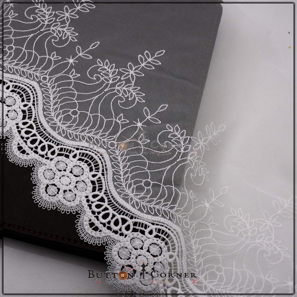 One Side Border Net Lace