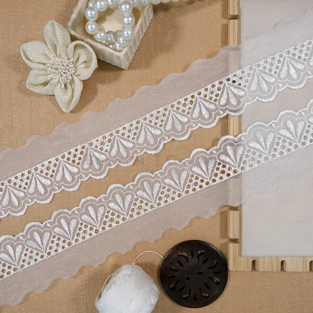 One Side Border Net Lace
