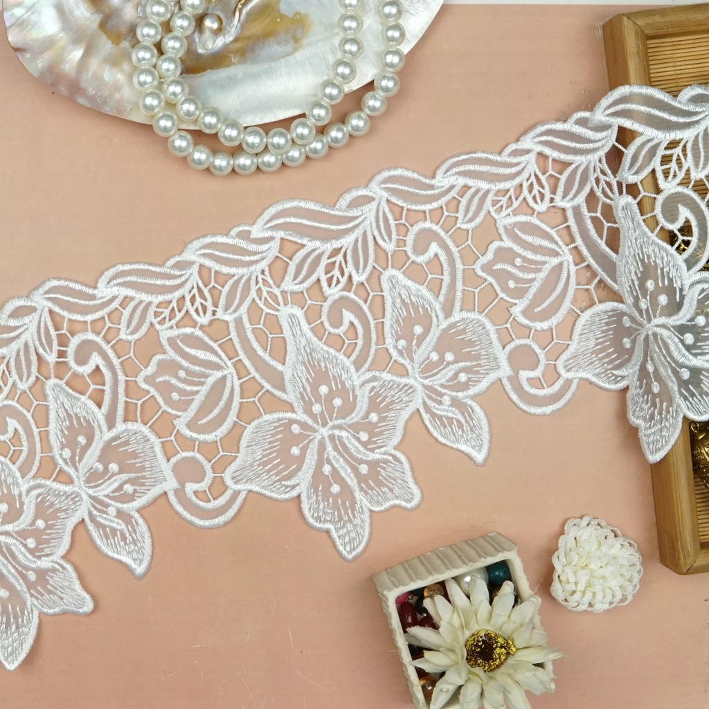 One Side Border Organza Lace
