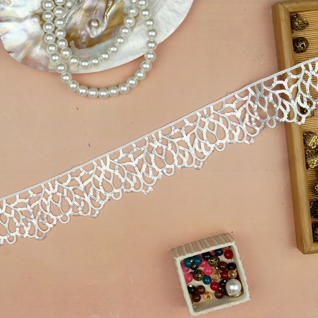 Sequence Shuttle Lace