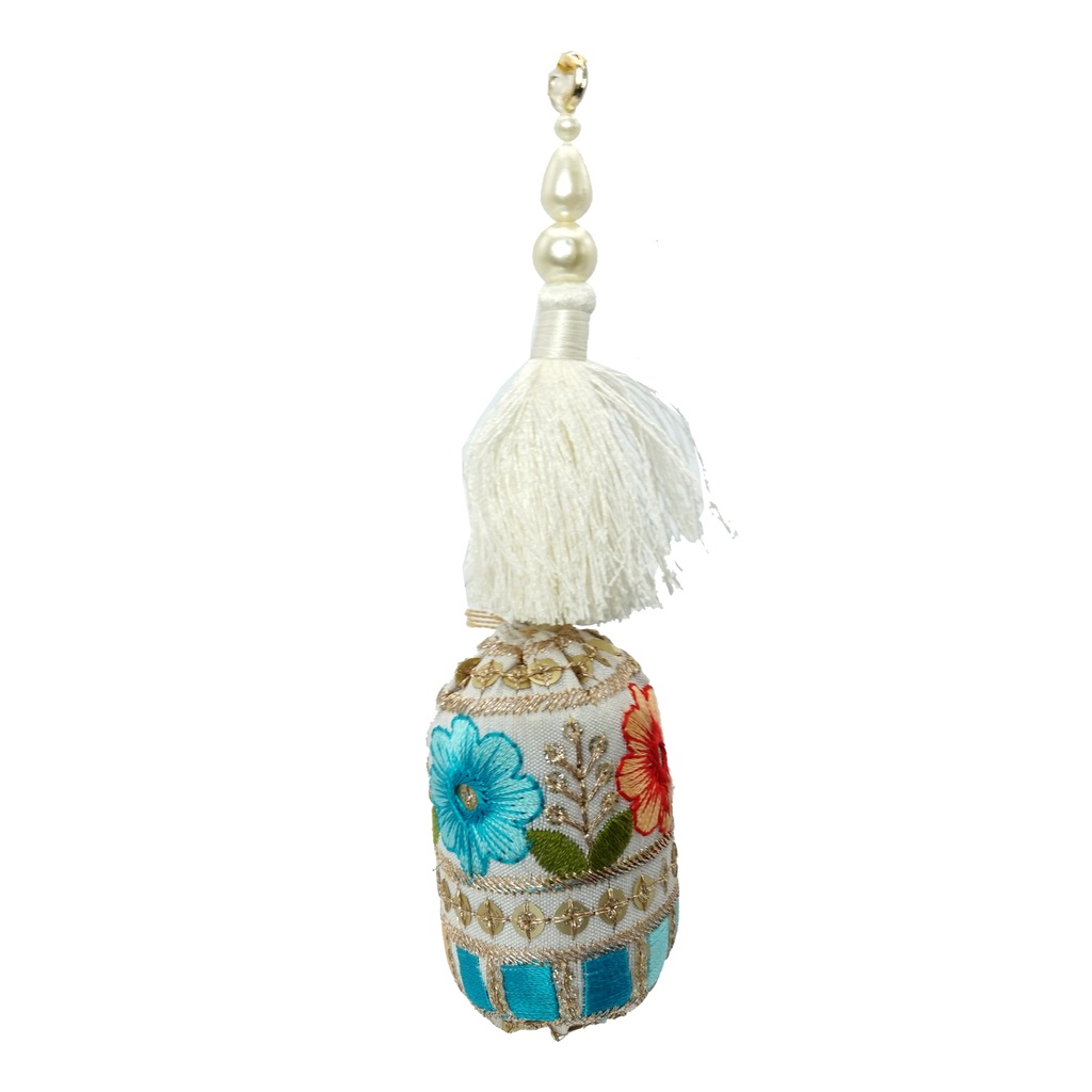 Dolki Shape Embroidery Sequence Tassel