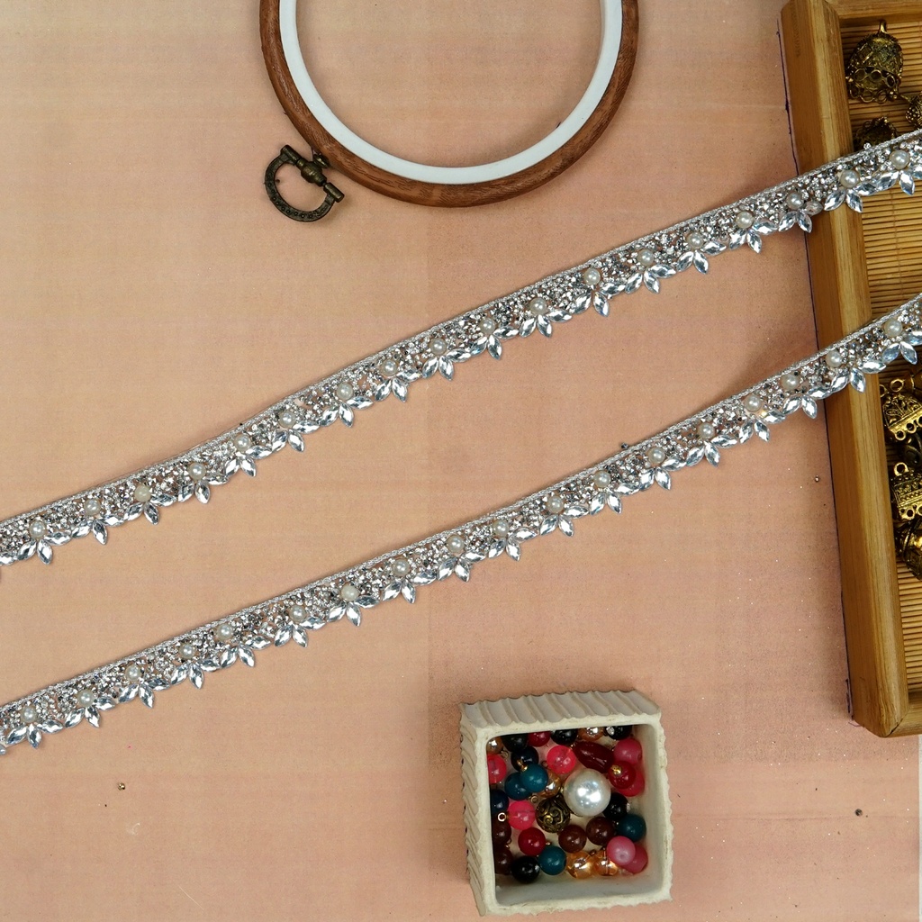 Stick On Fancy Kundan Lace