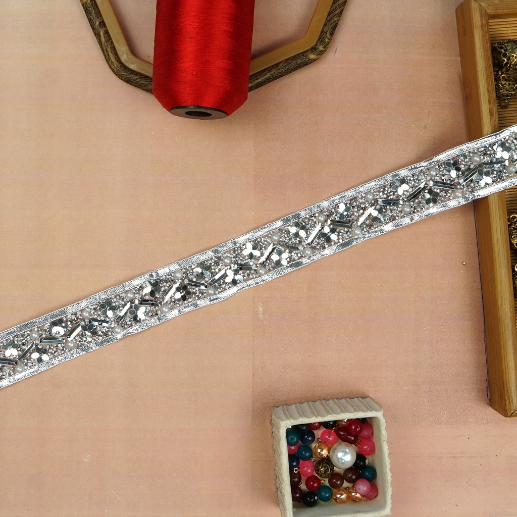 Stick On Fancy Kundan Lace