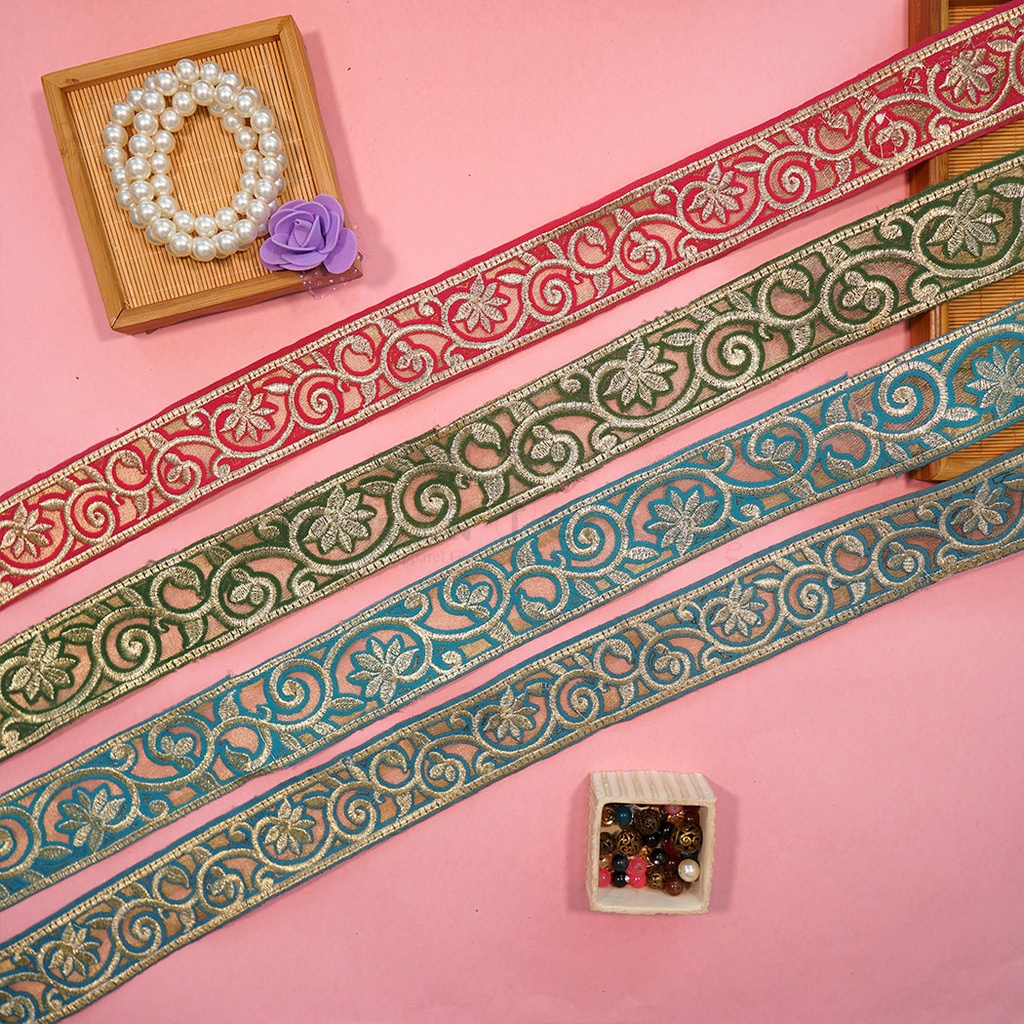 Fancy Metallic Yarn Embroidery Net Lace
