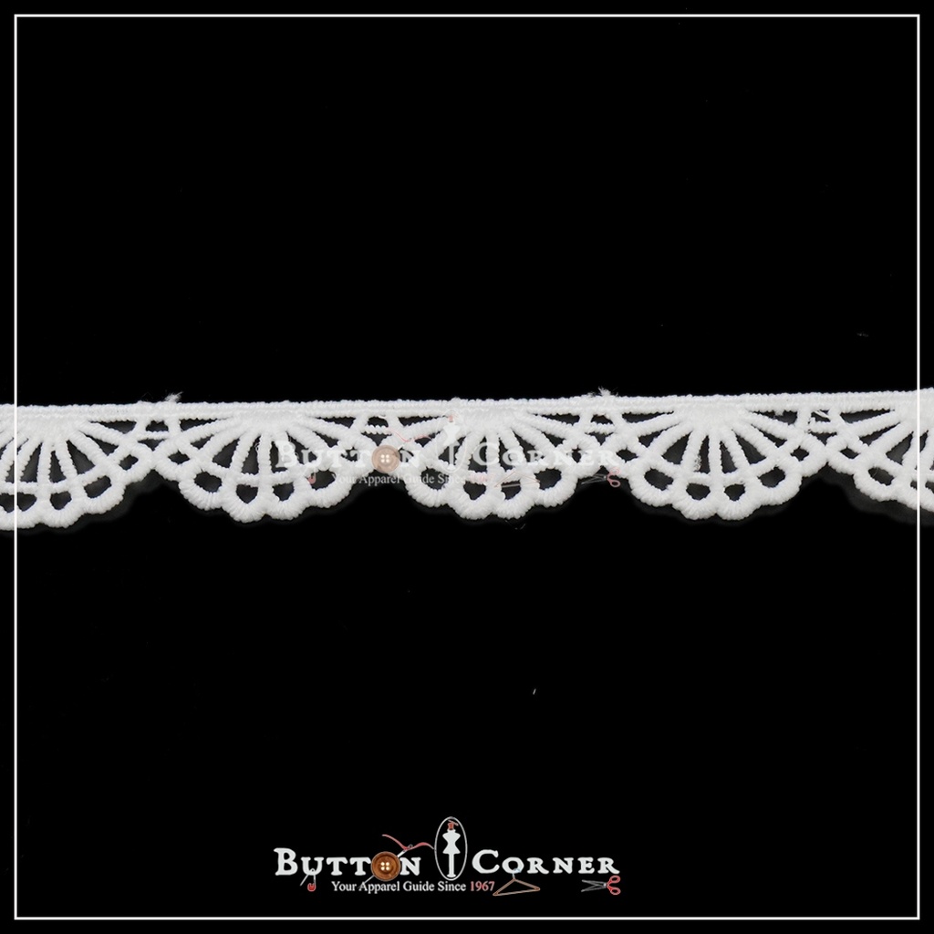 One Side Border Shuttle Lace