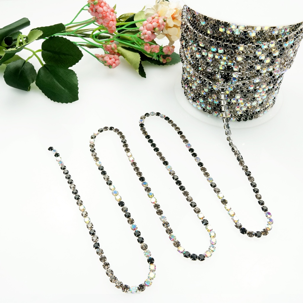 Four-Claw Swarovski Crystals Cup Chain