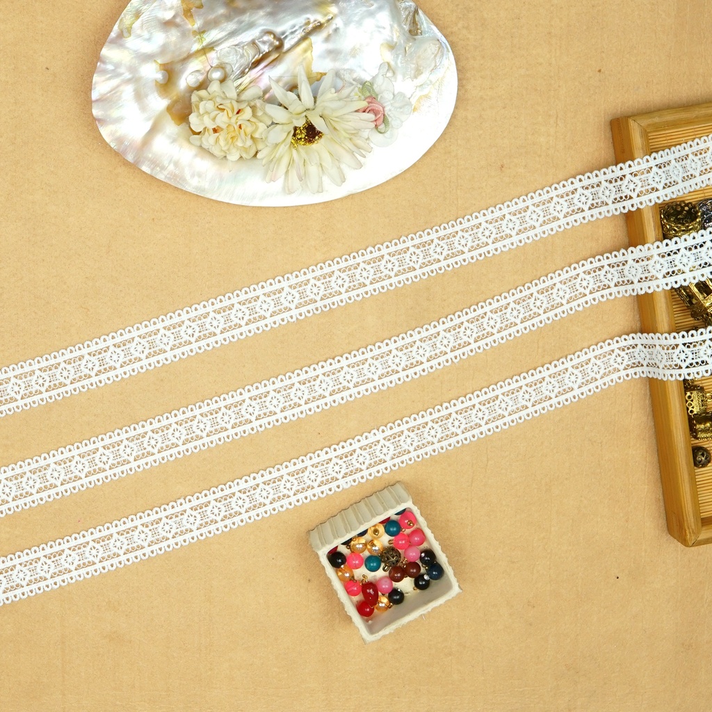 Double Side Border Shuttle Lace