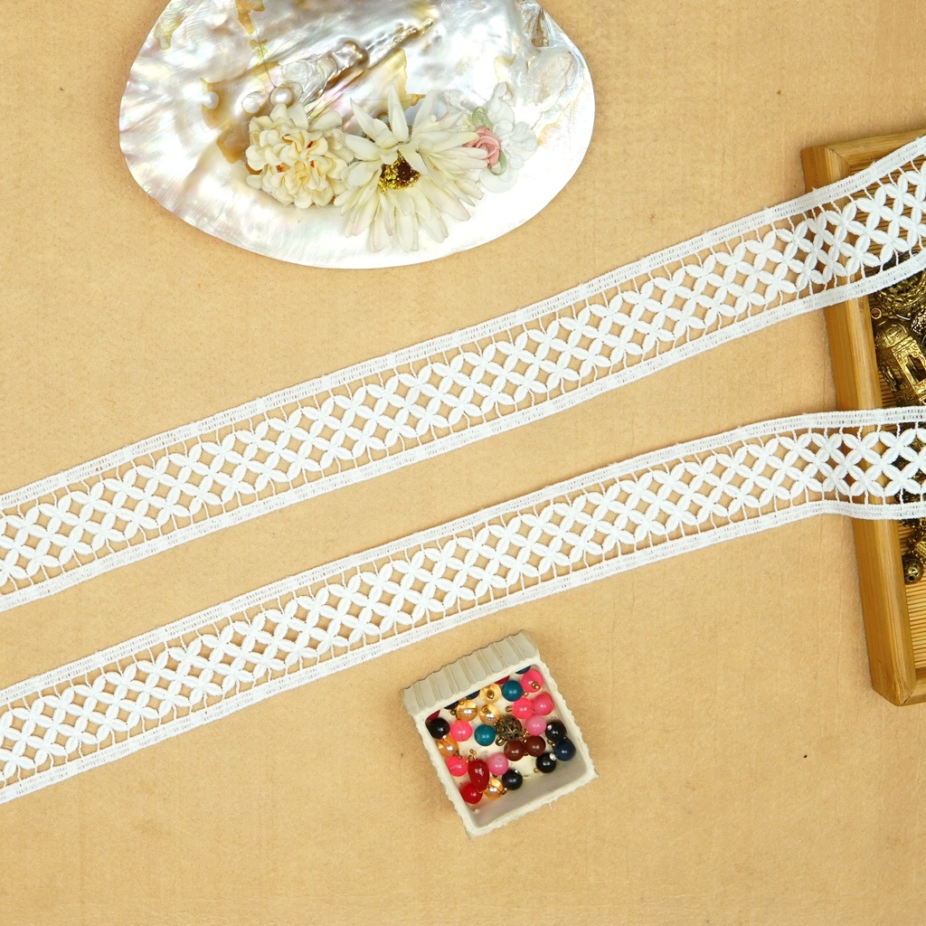 Double Side Border Shuttle Lace