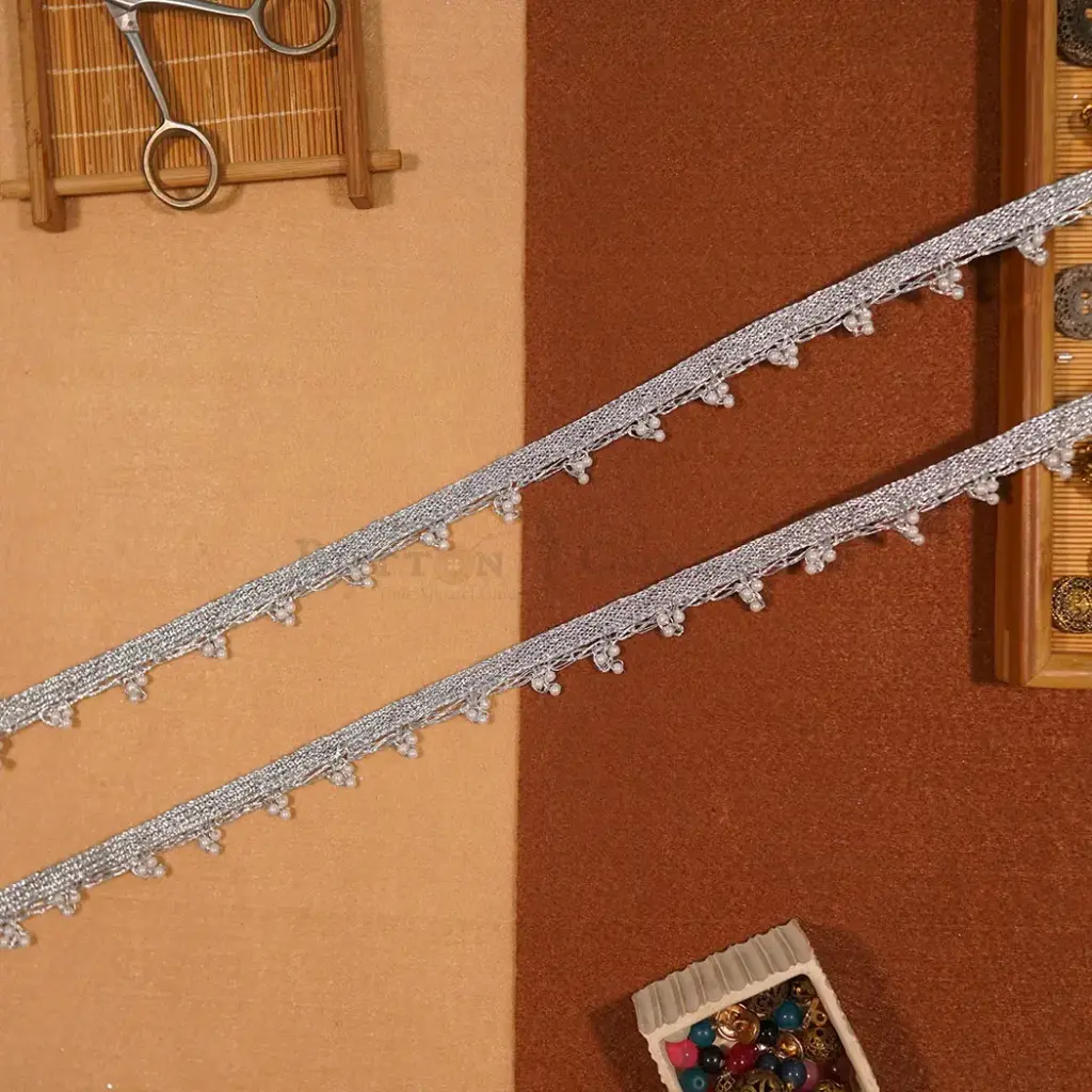 Fancy Metallic Yarn Pearl Lace