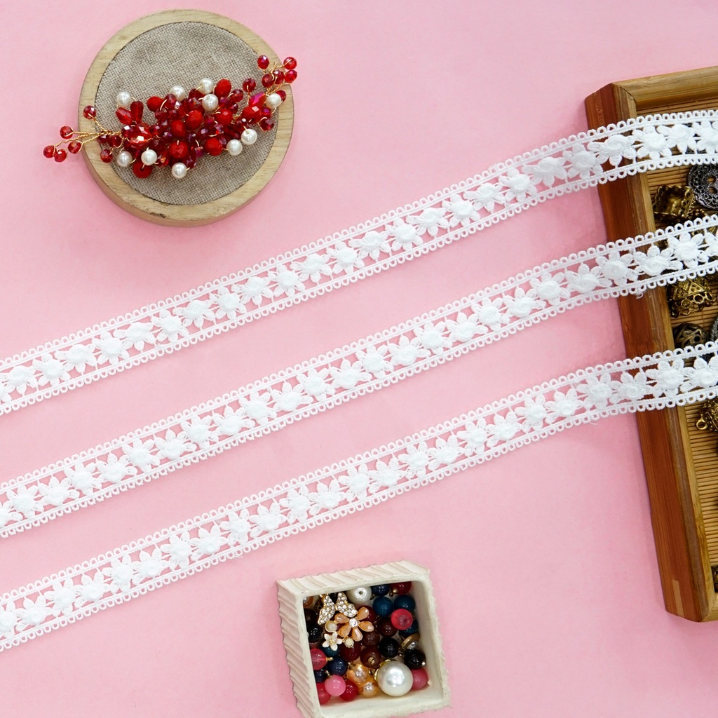 Double Side Border Shuttle Lace