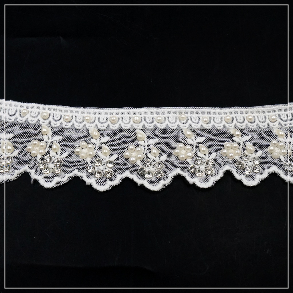 One Side Border Fancy Net Lace