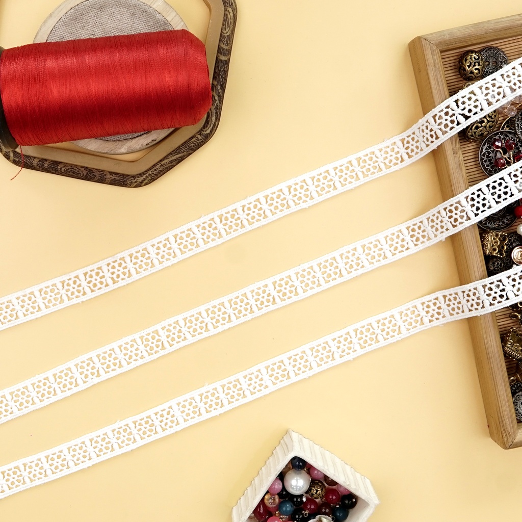 Double Side Border Shuttle Lace