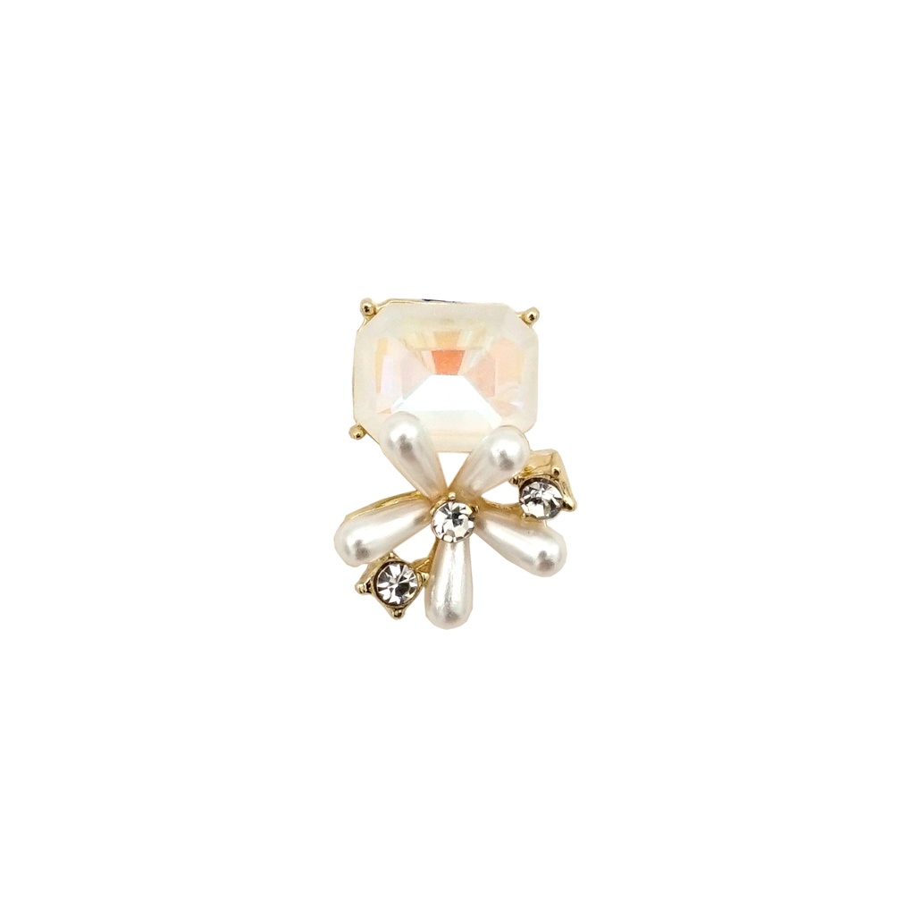 Flat Base Fancy Pearl & Crystal Button