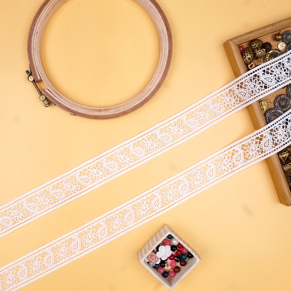 Double Side Border Shuttle Lace