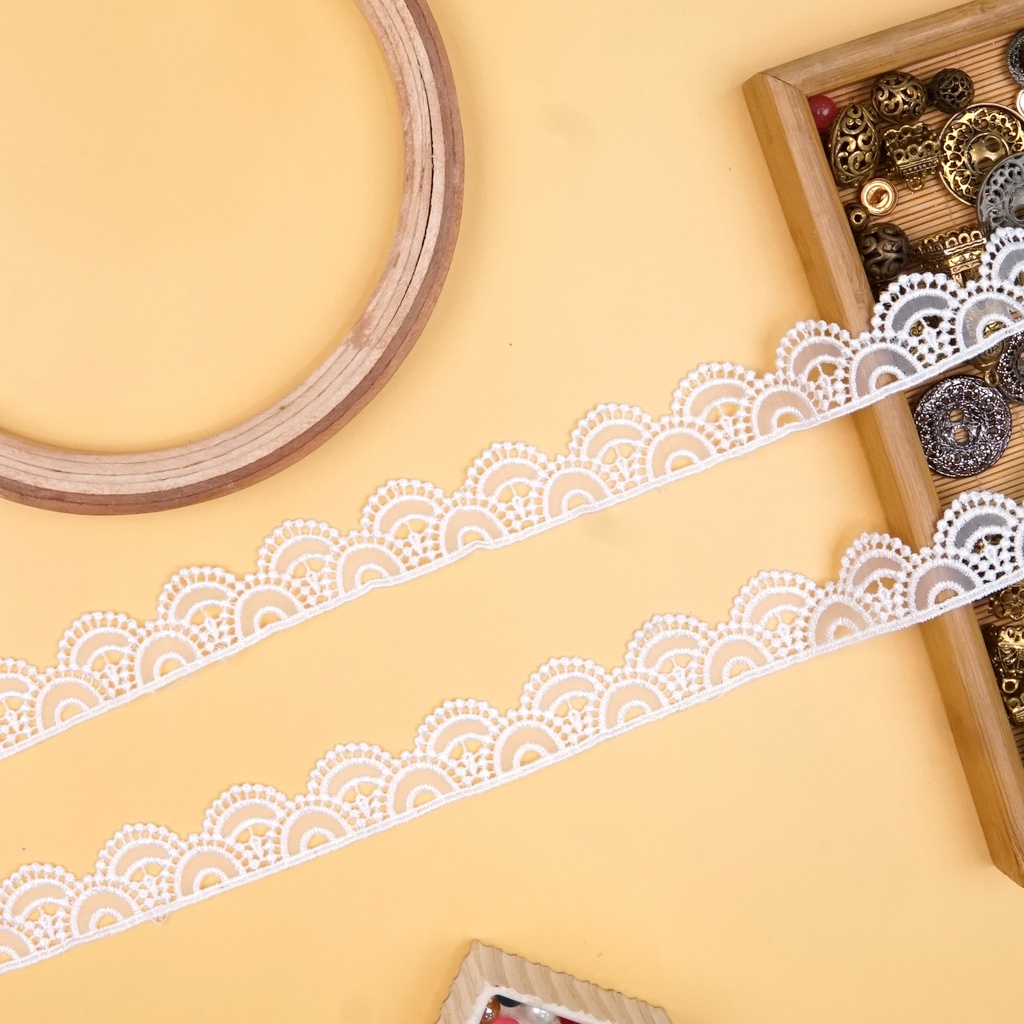 One Side Border Organza Lace